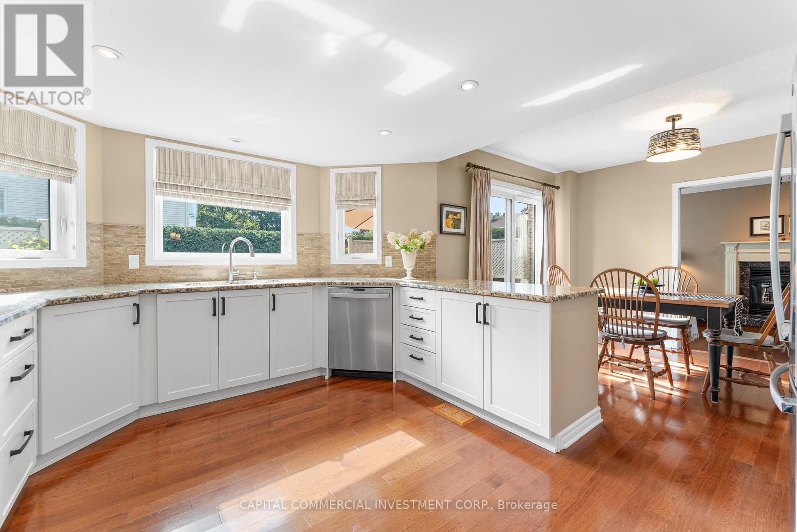 41 Tower Hill Crescent, Ottawa, Ontario  K2M 1R5 - Photo 14 - X12391587