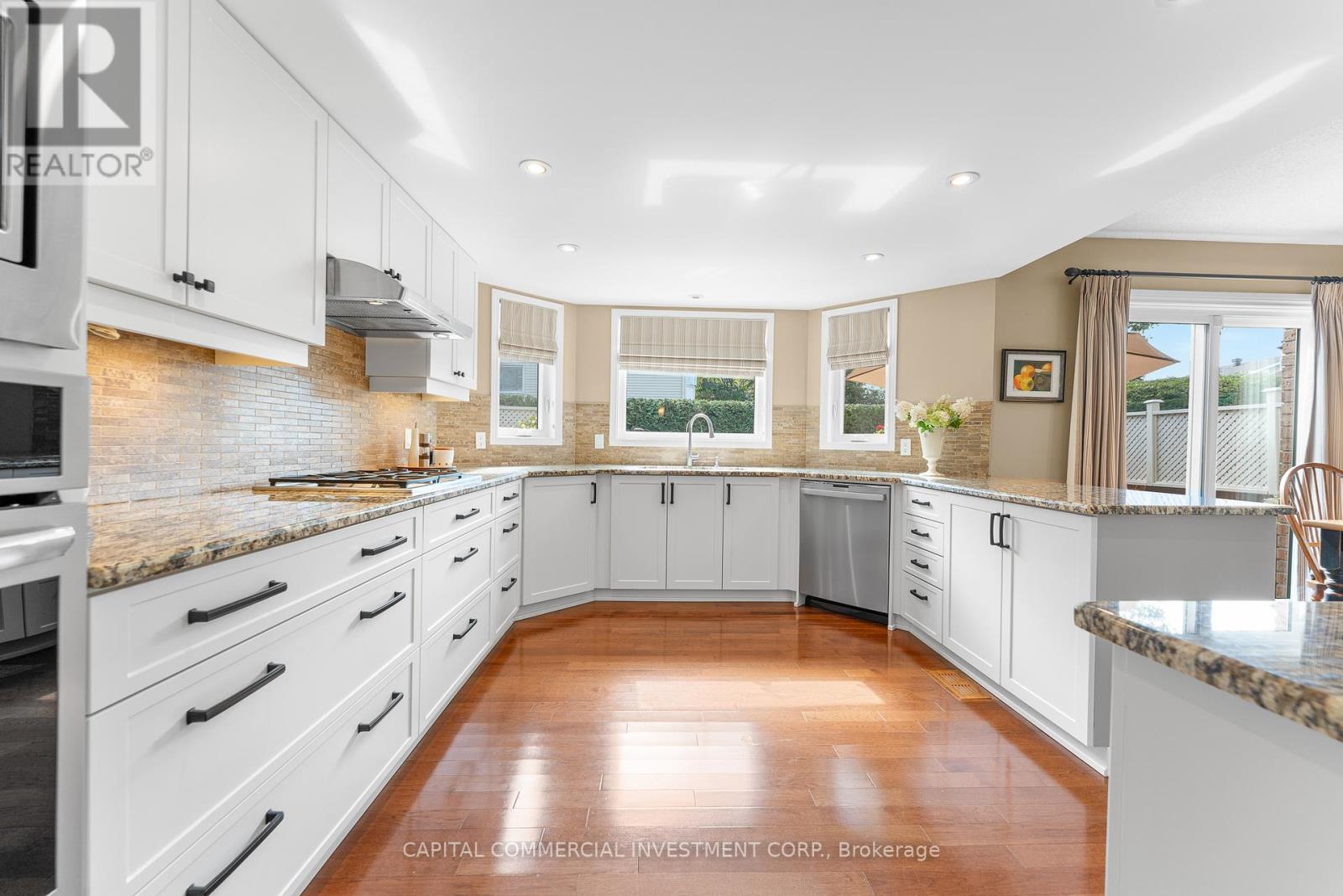 41 Tower Hill Crescent, Ottawa, Ontario  K2M 1R5 - Photo 16 - X12391587