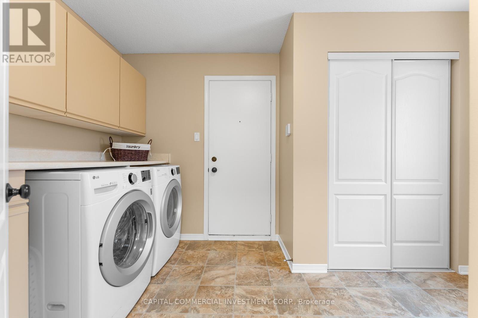 41 Tower Hill Crescent, Ottawa, Ontario  K2M 1R5 - Photo 21 - X12391587