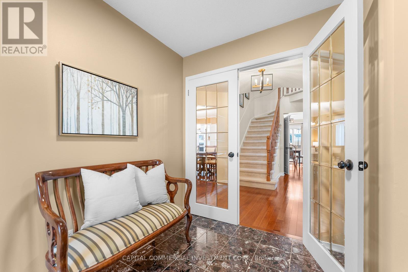 41 Tower Hill Crescent, Ottawa, Ontario  K2M 1R5 - Photo 4 - X12391587
