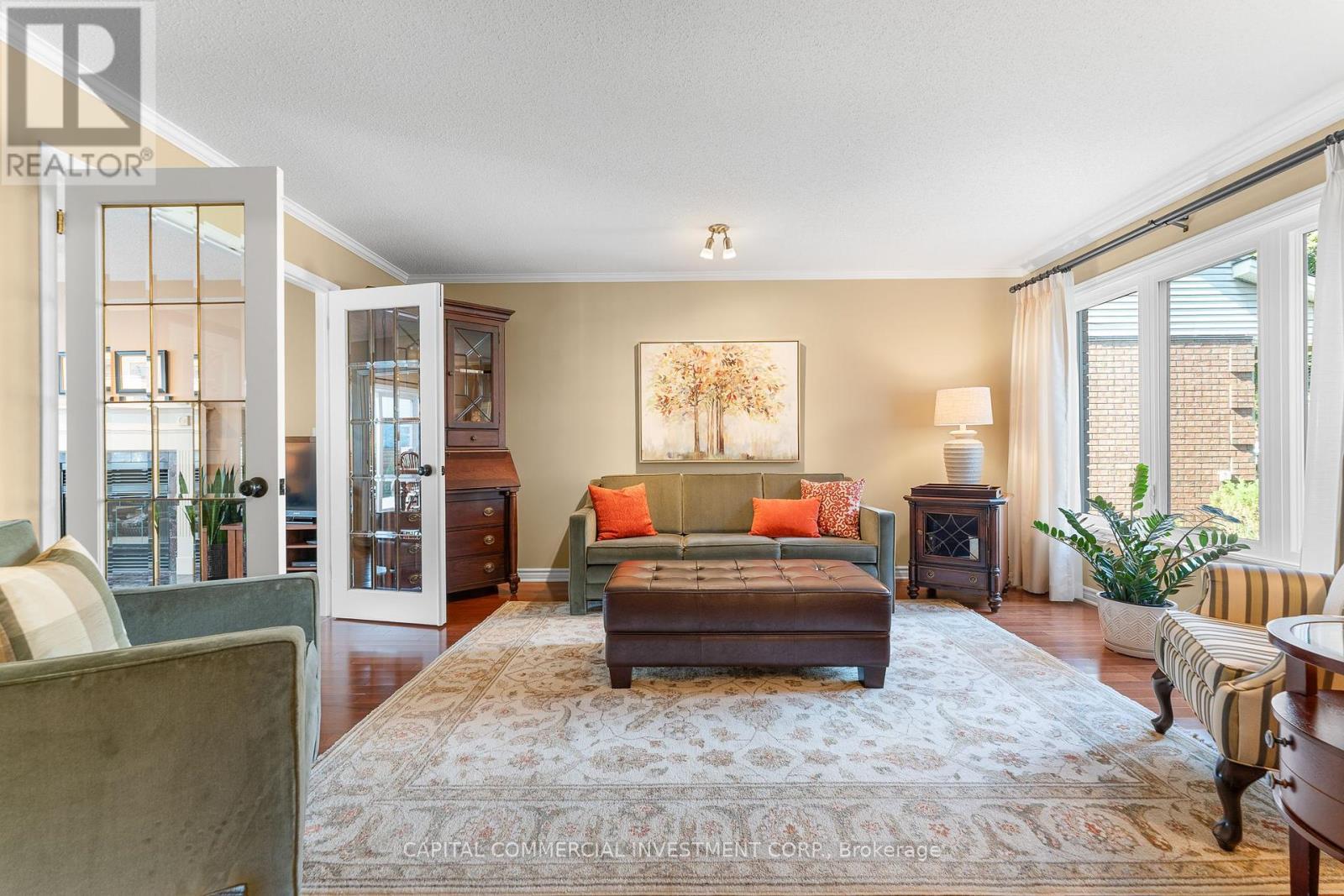 41 Tower Hill Crescent, Ottawa, Ontario  K2M 1R5 - Photo 6 - X12391587
