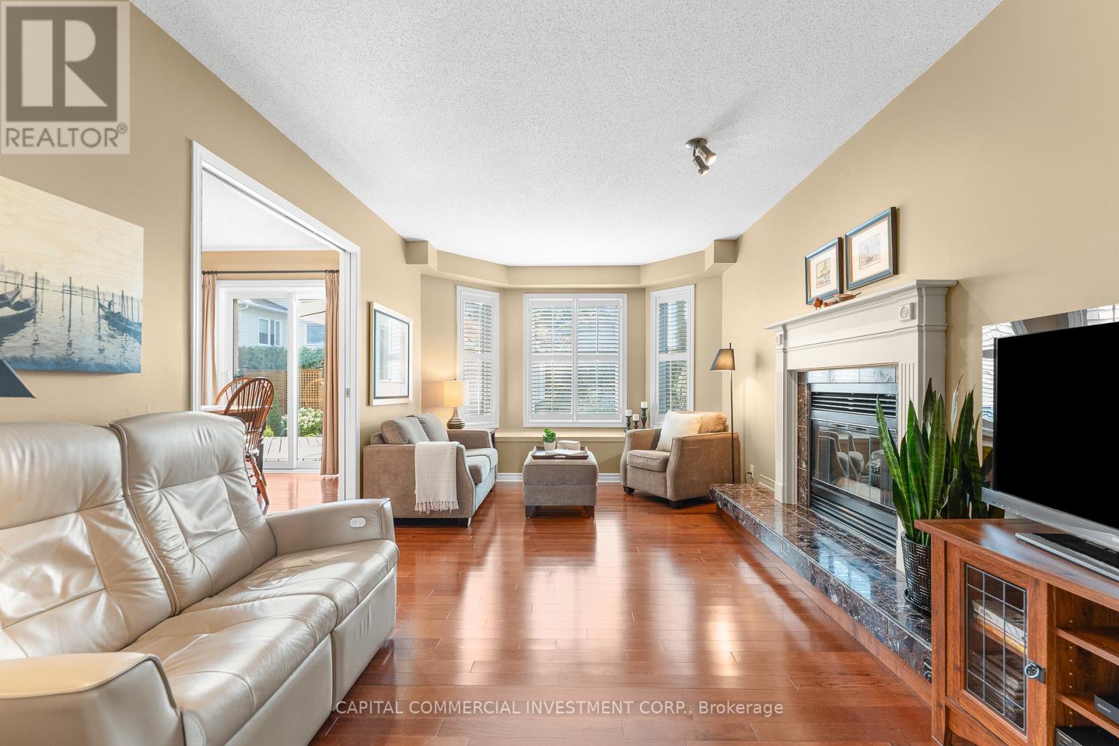 41 Tower Hill Crescent, Ottawa, Ontario  K2M 1R5 - Photo 9 - X12391587
