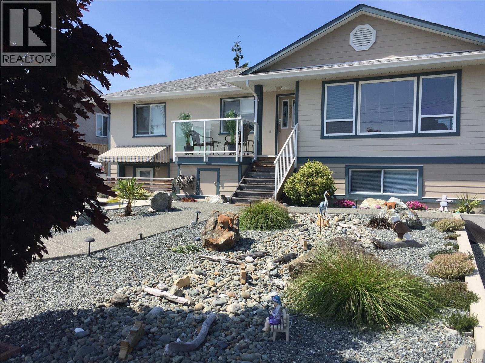 582 Baxter Ave, Saanich, British Columbia