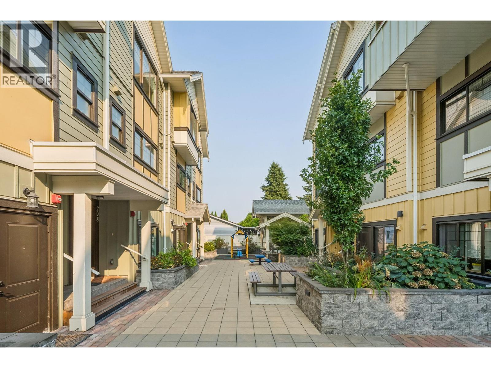209 80 Elgin Street, Port Moody, British Columbia  V3H 0M6 - Photo 4 - R3045417