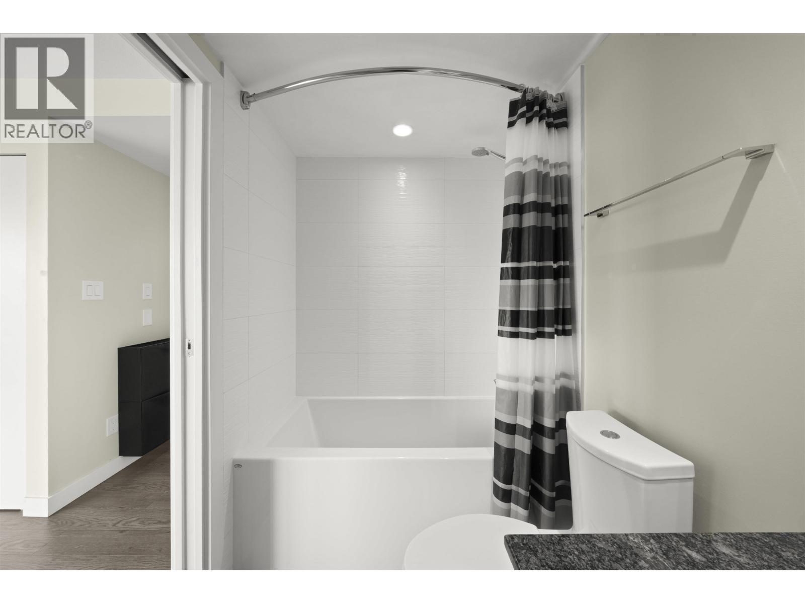 2407 489 Interurban Way, Vancouver, British Columbia  V5X 0C7 - Photo 13 - R3045427