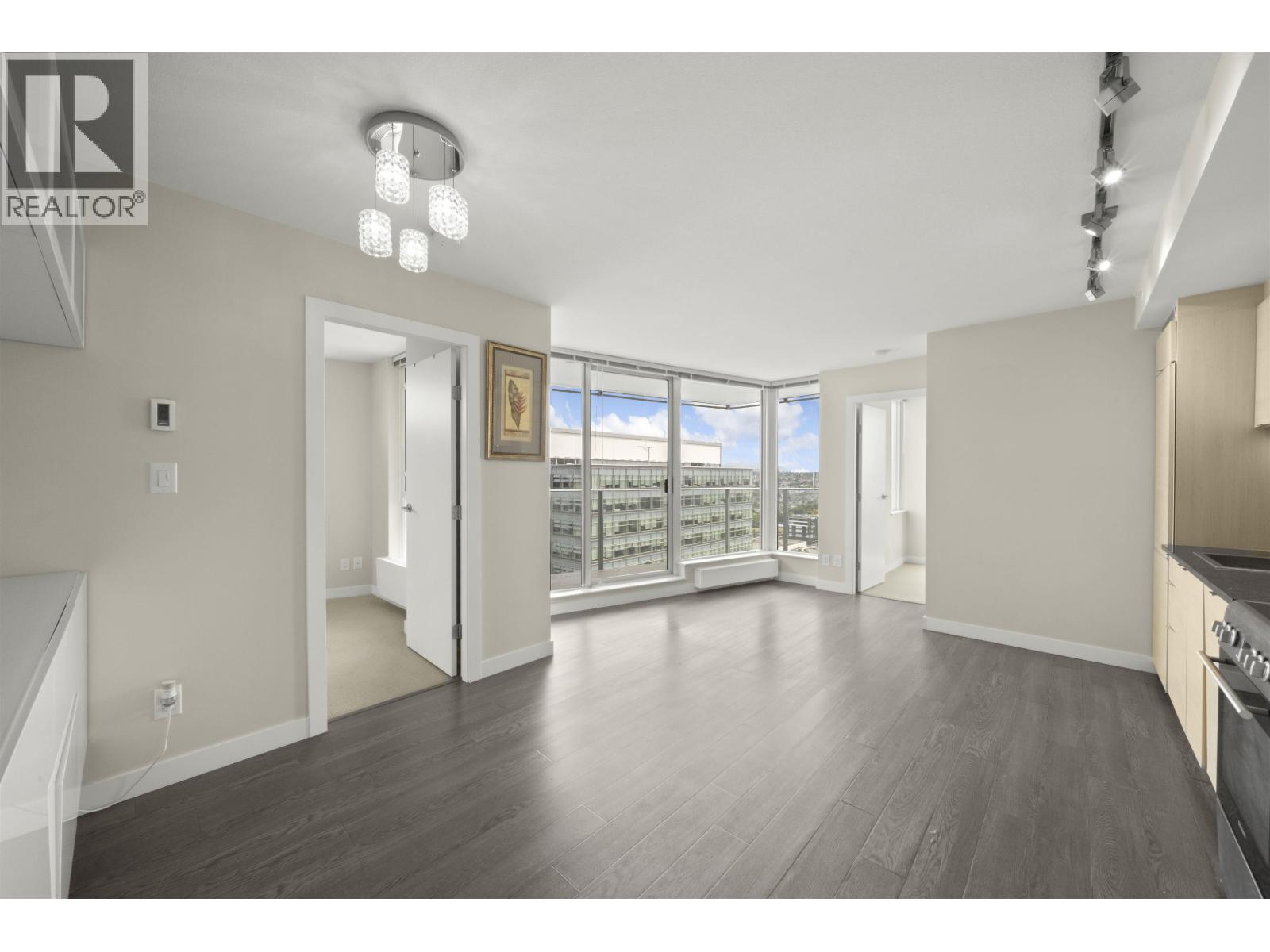 2407 489 Interurban Way, Vancouver, British Columbia  V5X 0C7 - Photo 2 - R3045427