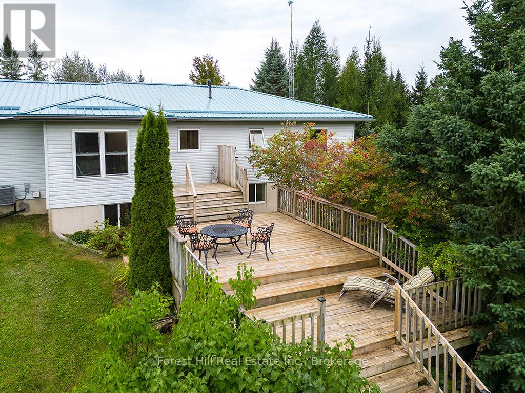 504097 Grey Road 12, West Grey, Ontario  N0C 1H0 - Photo 18 - X12391545