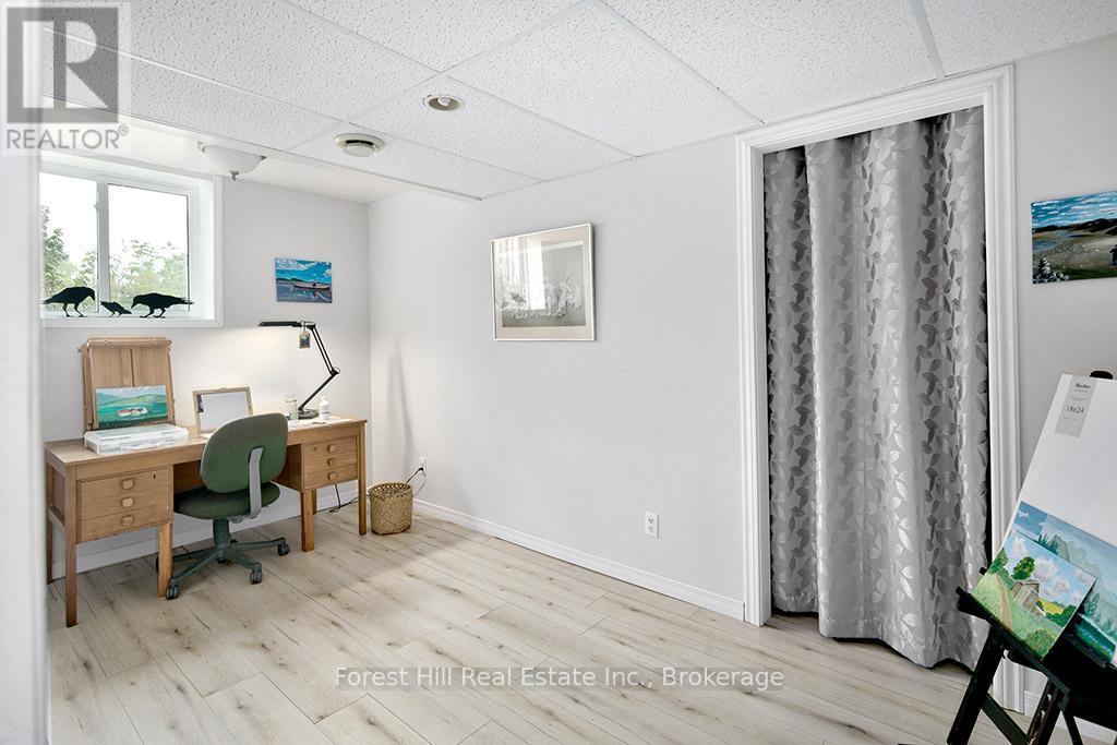 504097 Grey Road 12, West Grey, Ontario  N0C 1H0 - Photo 36 - X12391545