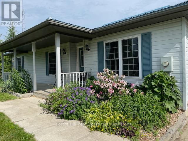 504097 Grey Road 12, West Grey, Ontario  N0C 1H0 - Photo 4 - X12391545