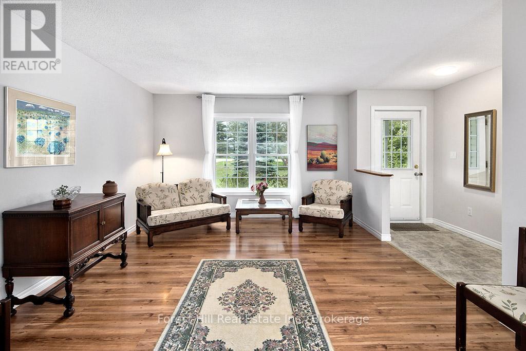 504097 Grey Road 12, West Grey, Ontario  N0C 1H0 - Photo 6 - X12391545
