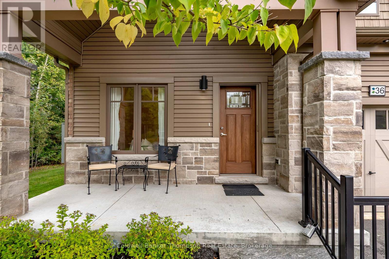 36 Serenity Place Crescent, Huntsville, Ontario  P1H 0C4 - Photo 2 - X12391577