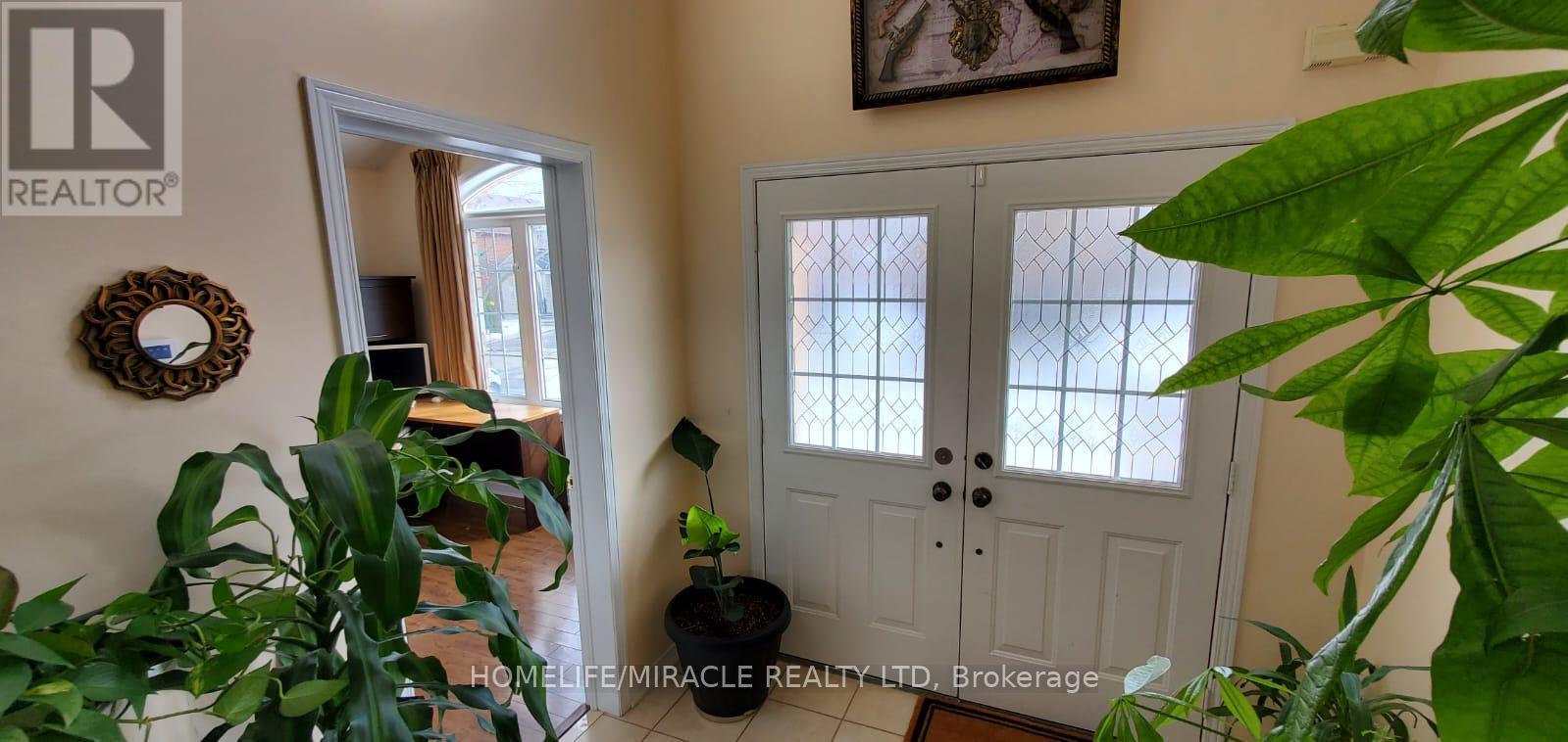 Property at 28 BRAMFIELD STREET image 4