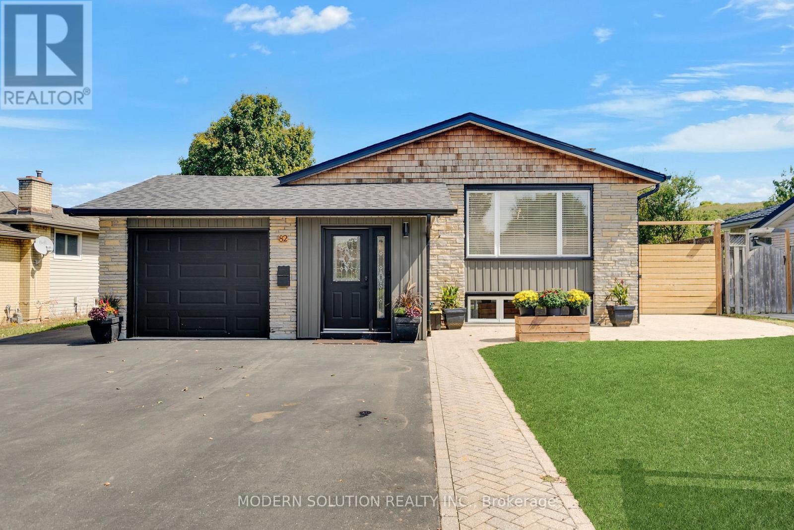 Property at 82 SHEA CRESCENT image 1