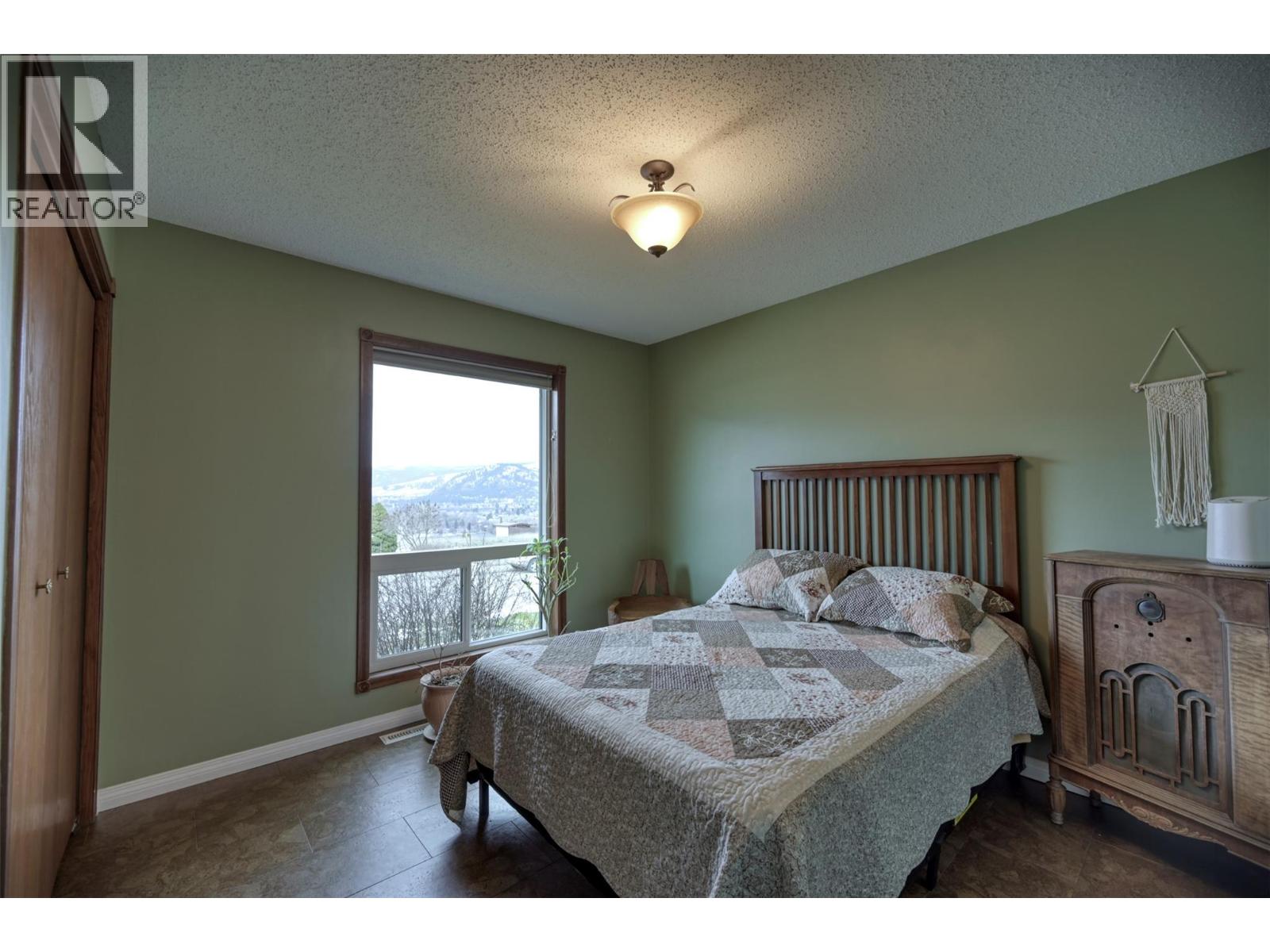 7460 Valley Heights Drive, Grand Forks, British Columbia  V0H 1H0 - Photo 9 - 10362022