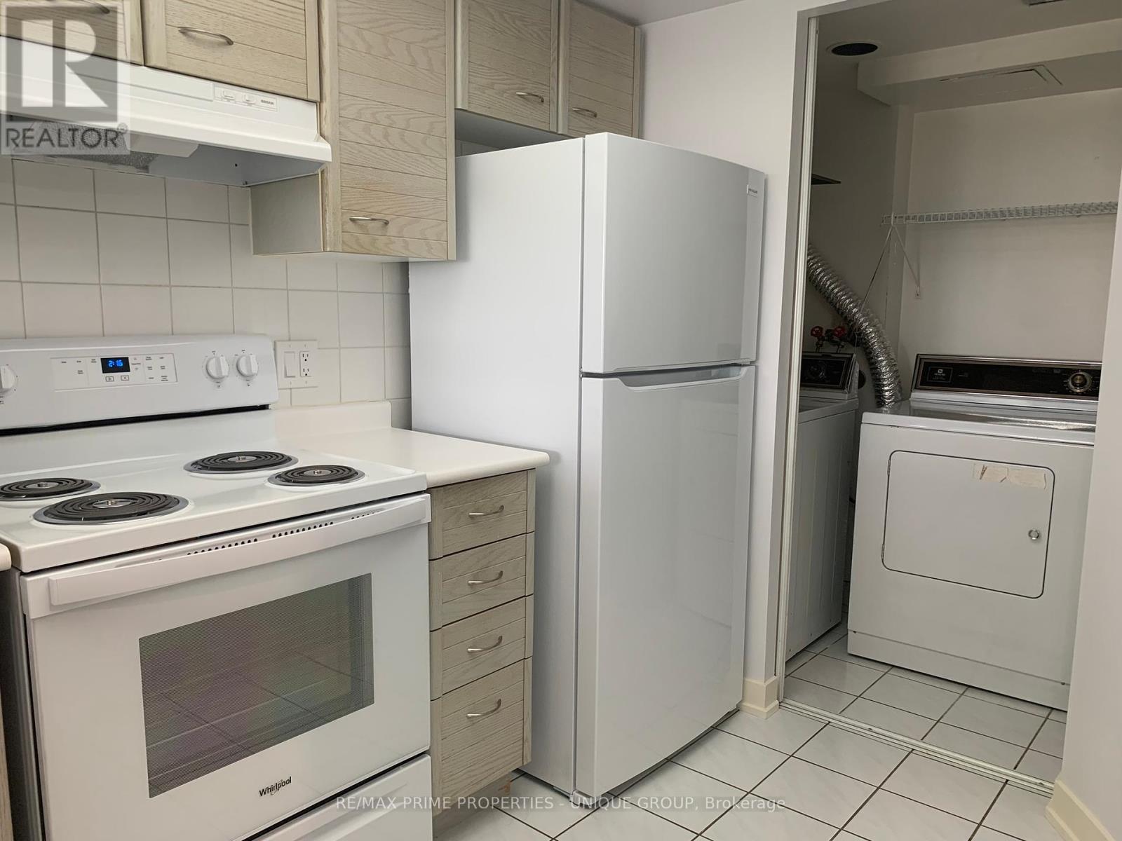 1517 - 268 Ridley Boulevard N, Toronto (Bedford Park-Nortown), Ontario  M5M 4N3 - Photo 20 - C12391496