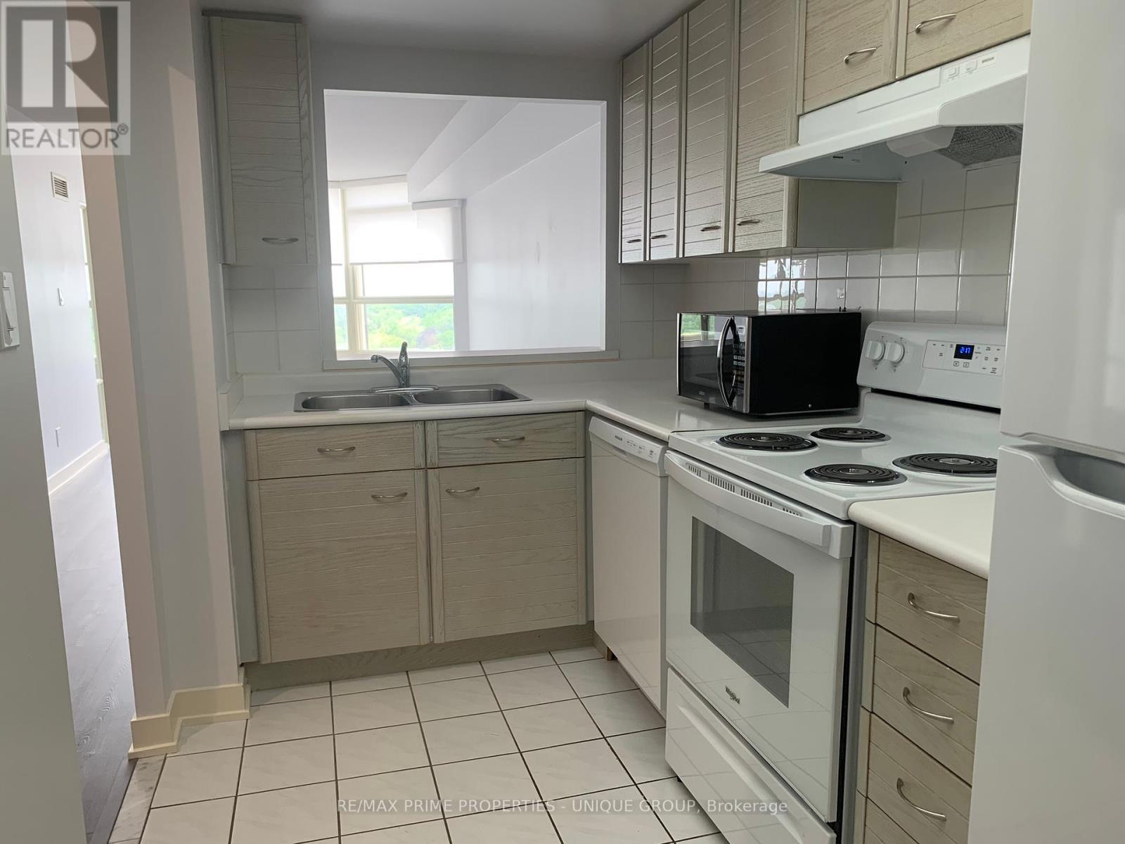 1517 - 268 Ridley Boulevard N, Toronto (Bedford Park-Nortown), Ontario  M5M 4N3 - Photo 21 - C12391496