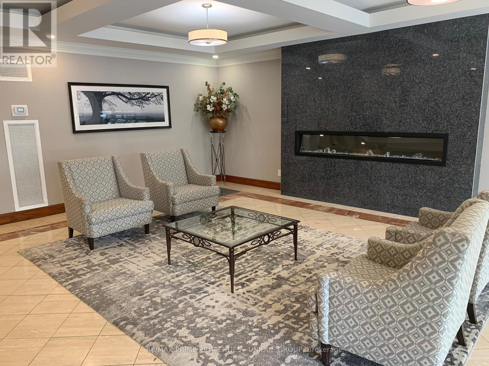 1517 - 268 Ridley Boulevard N, Toronto (Bedford Park-Nortown), Ontario  M5M 4N3 - Photo 5 - C12391496