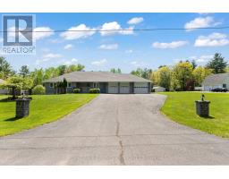 40 Blue Danube Way, Laurentian Valley, Ca