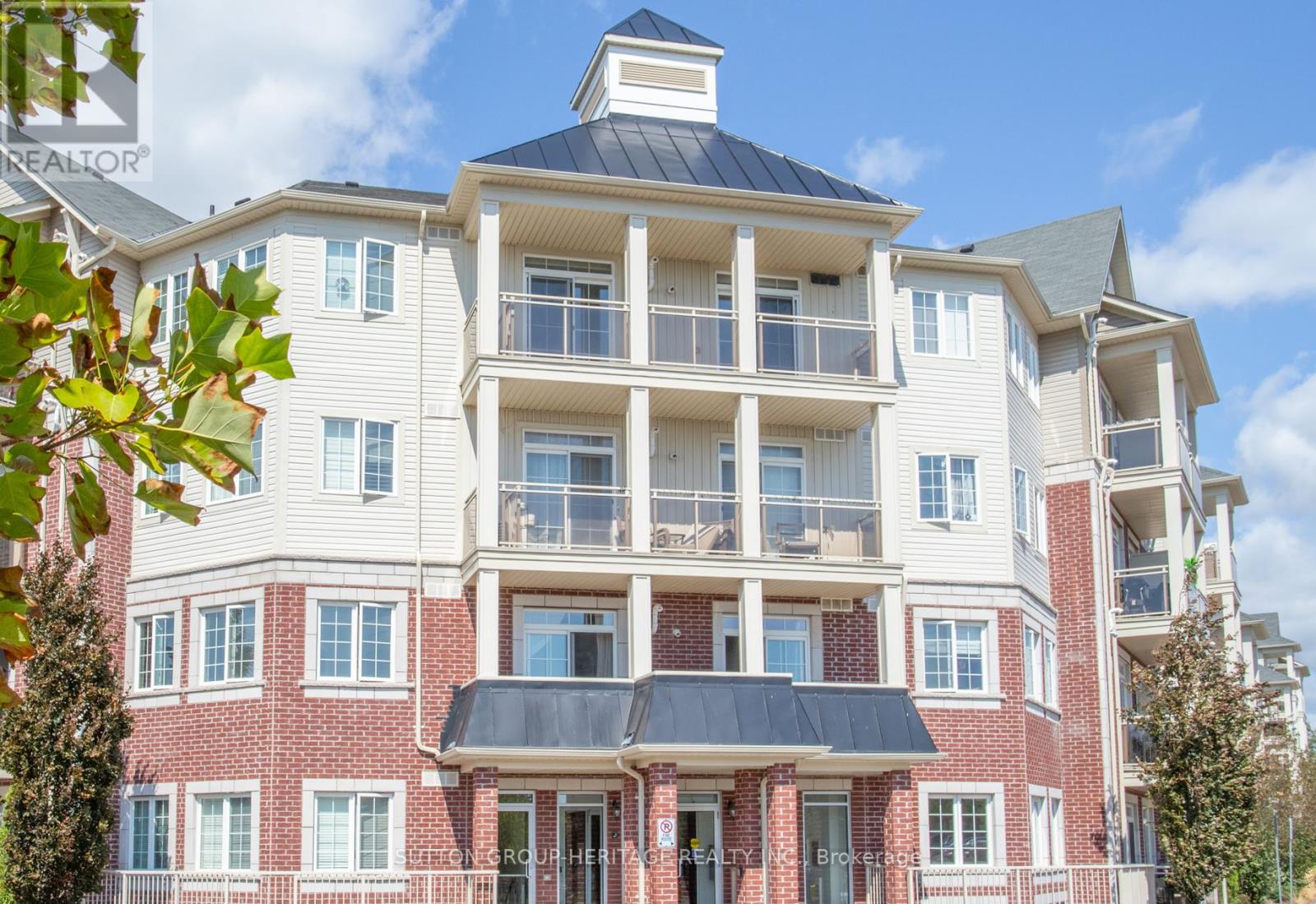 205 - 84 Aspen Springs Drive, Clarington, Ontario  L1C 0V3 - Photo 1 - E12391342