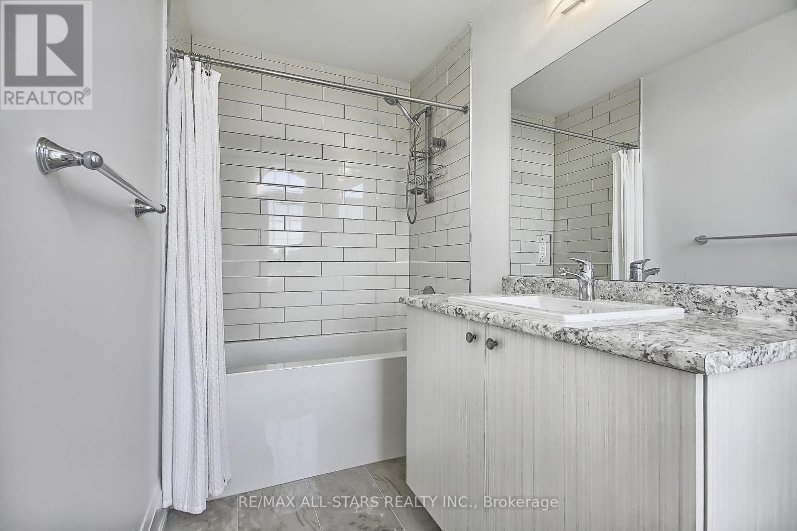 18 Pennine Drive, Whitby, Ontario  L1P 0C3 - Photo 42 - E12391354