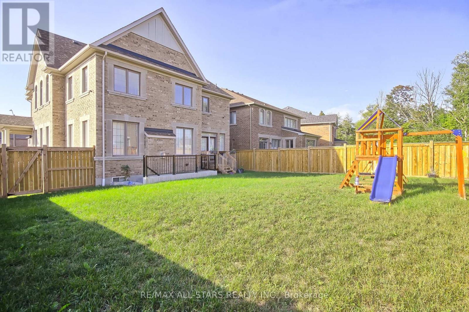 18 Pennine Drive, Whitby, Ontario  L1P 0C3 - Photo 49 - E12391354