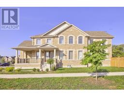 18 Pennine Drive, Whitby, Ca