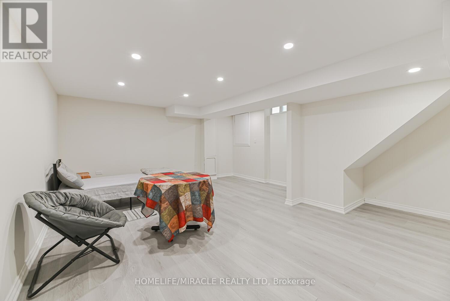 1354 Orlando Court, Oshawa (Samac), Ontario  L1G 6T9 - Photo 28 - E12391418