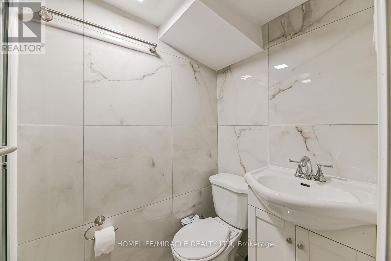 1354 Orlando Court, Oshawa (Samac), Ontario  L1G 6T9 - Photo 31 - E12391418