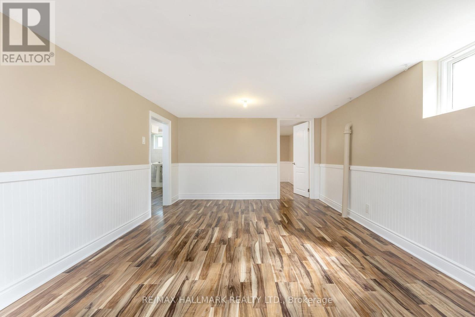 142 Meighen Avenue, Toronto, Ontario  M4B 2H9 - Photo 17 - E12391441