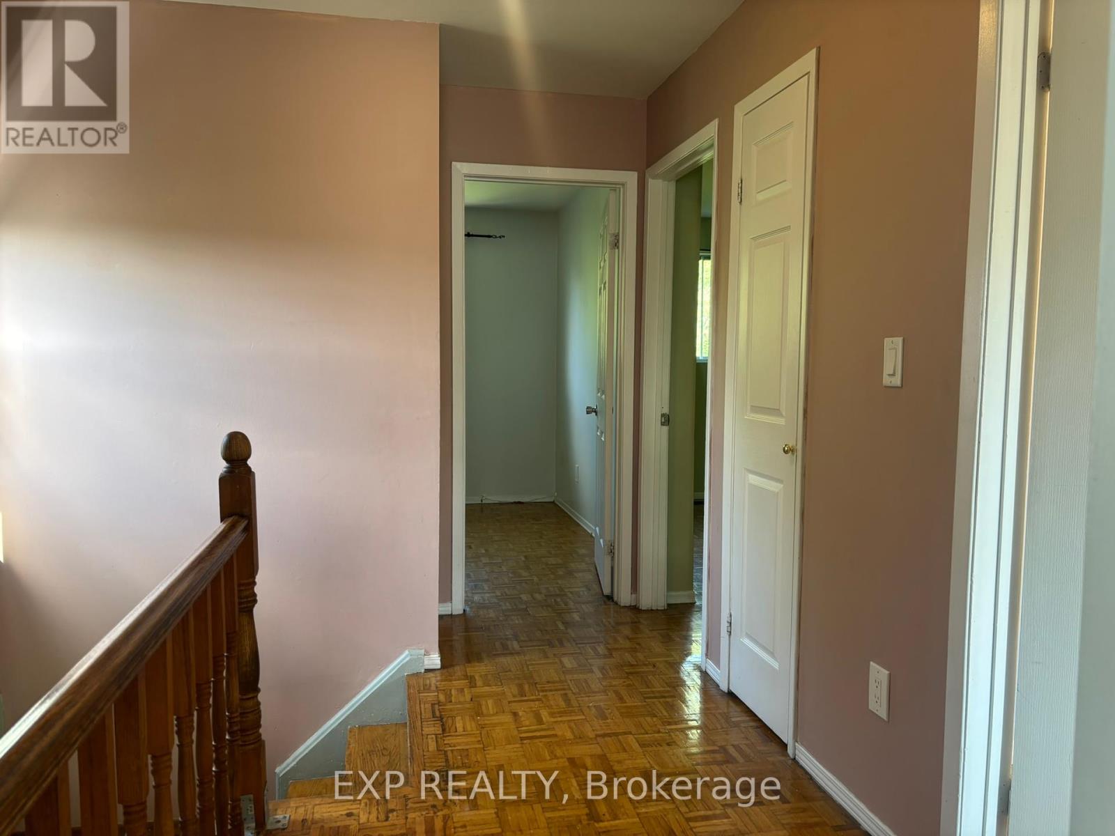 92 Berner Trail, Toronto, Ontario  M1B 1B3 - Photo 22 - E12391458