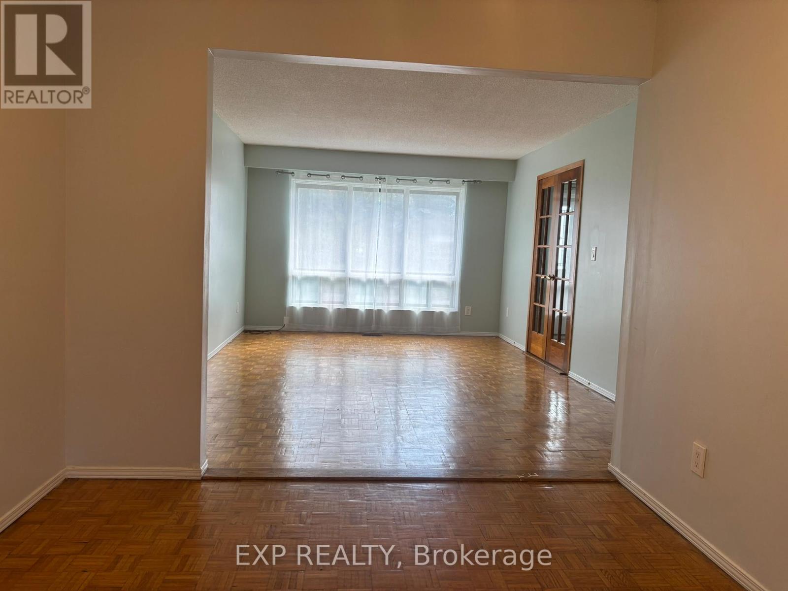 92 Berner Trail, Toronto, Ontario  M1B 1B3 - Photo 9 - E12391458