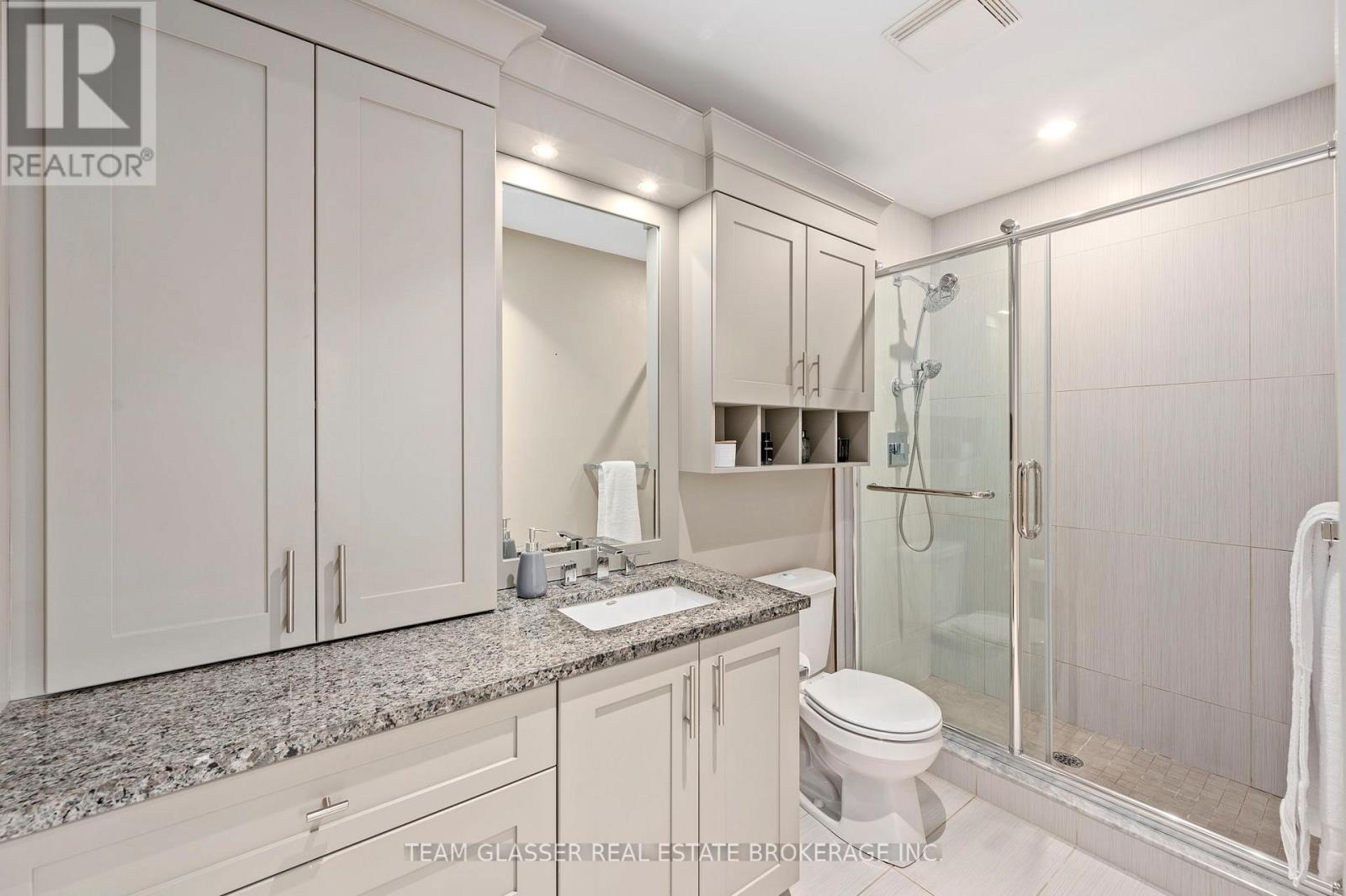 414 - 320 Sugarcreek Trail, London North, Ontario  N6H 0G3 - Photo 12 - X12390209