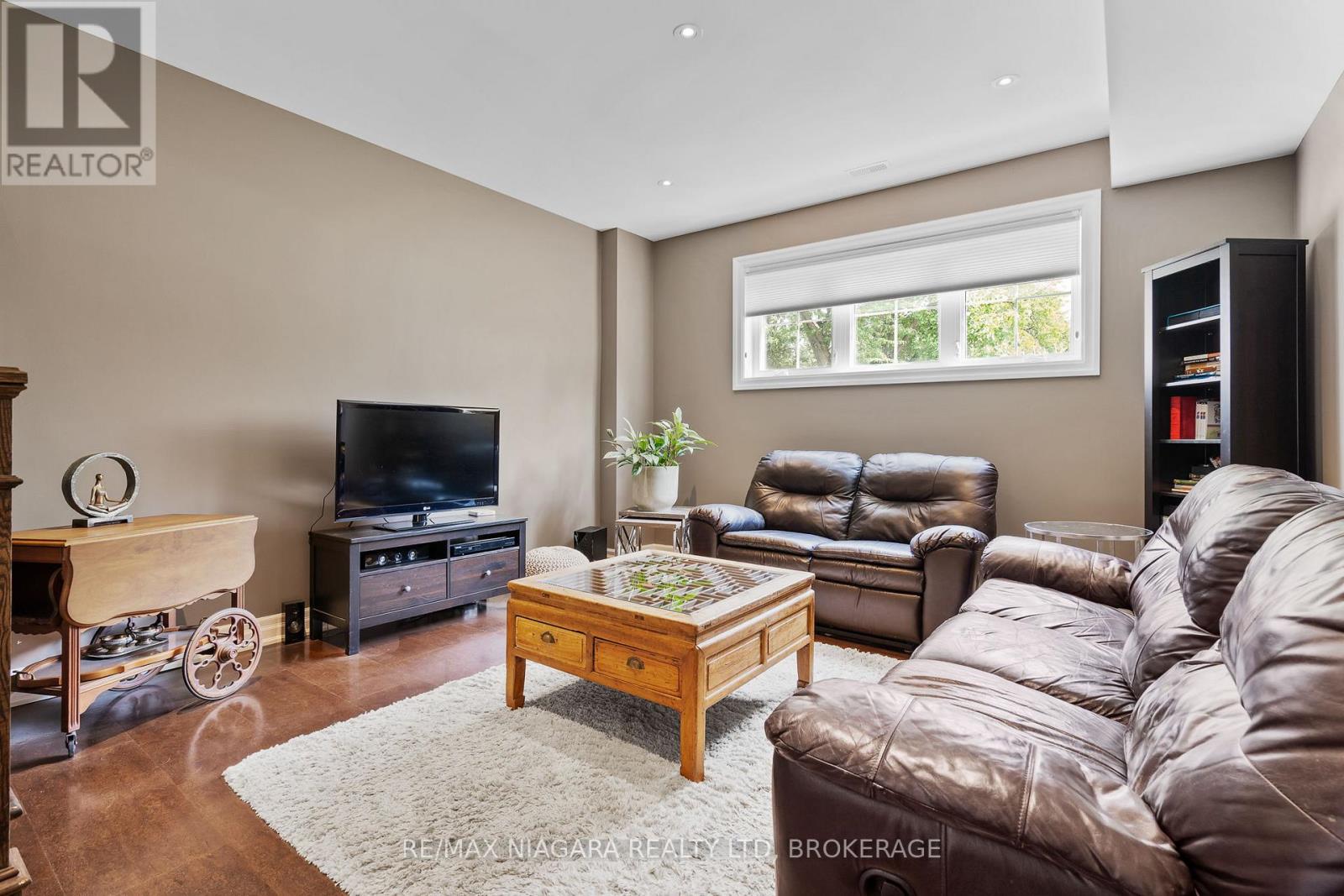 7 Parklane Crescent, St. Catharines, Ontario  L2T 3T9 - Photo 28 - X12390597