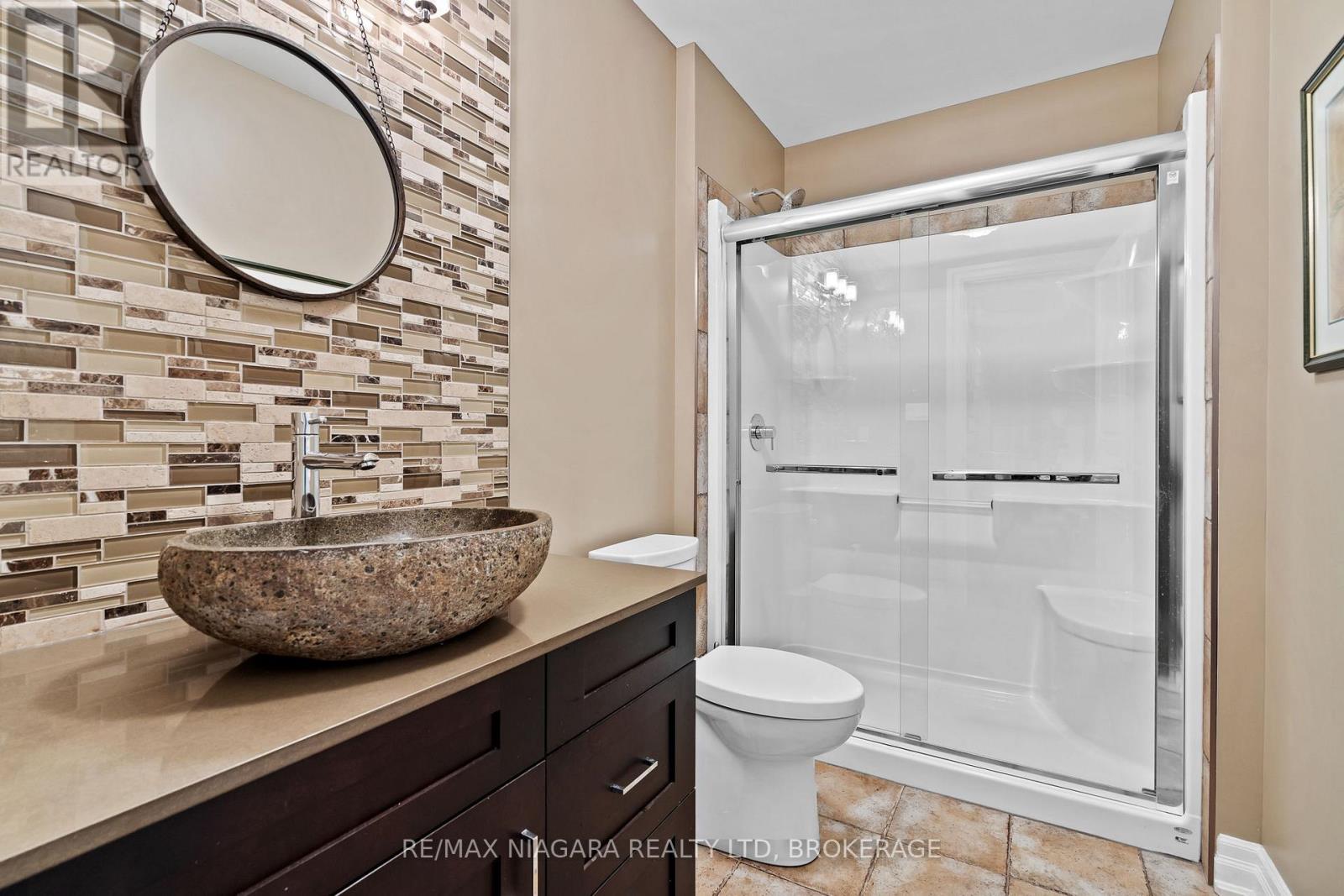 7 Parklane Crescent, St. Catharines, Ontario  L2T 3T9 - Photo 30 - X12390597