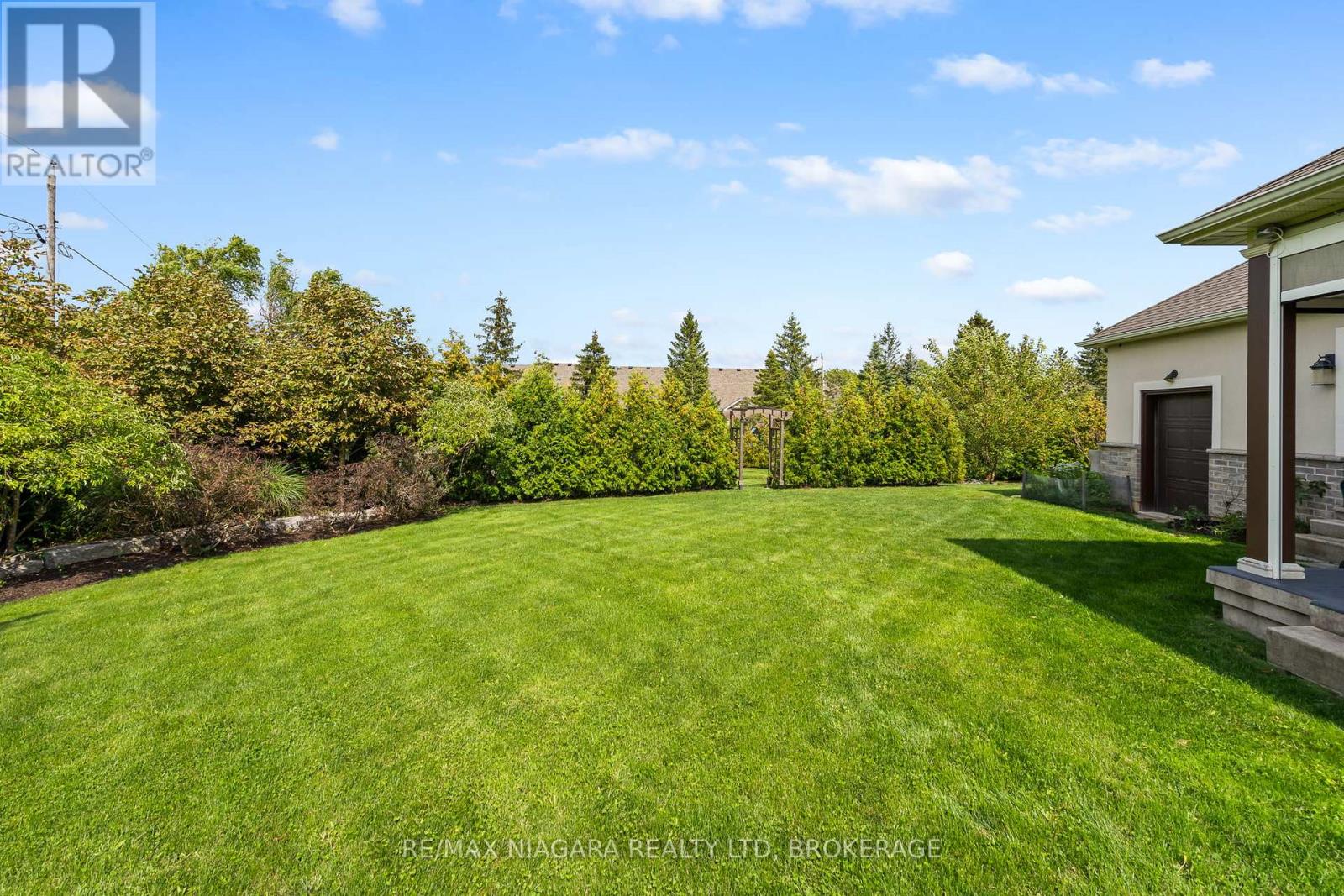 7 Parklane Crescent, St. Catharines, Ontario  L2T 3T9 - Photo 40 - X12390597