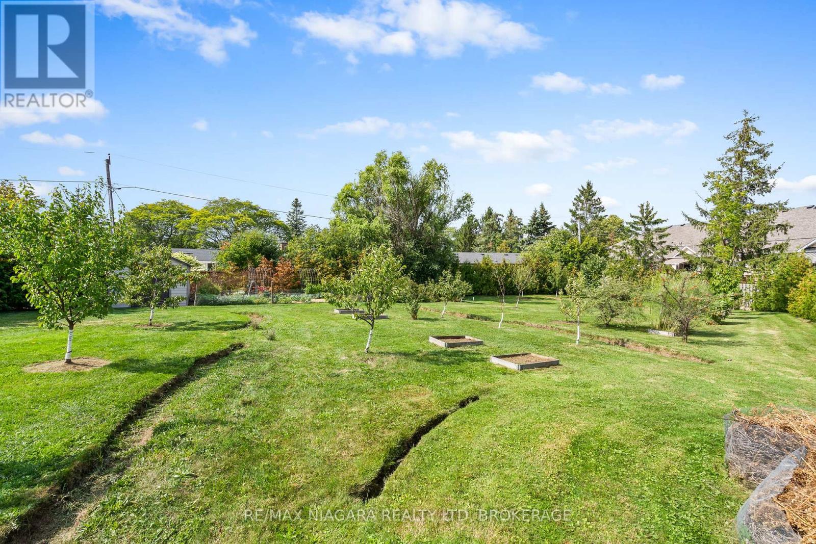 7 Parklane Crescent, St. Catharines, Ontario  L2T 3T9 - Photo 46 - X12390597