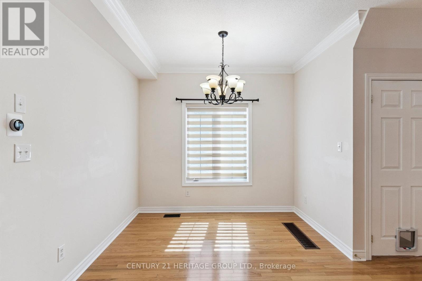 187 Tom Taylor Crescent, Newmarket (Summerhill Estates), Ontario  L3X 3E9 - Photo 11 - N12391423