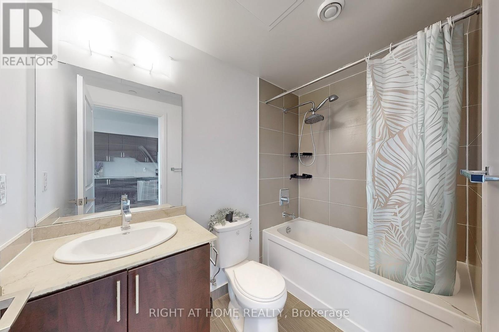 1127 - 7161 Yonge Street, Markham (Thornhill), Ontario  L3T 0C8 - Photo 21 - N12391426