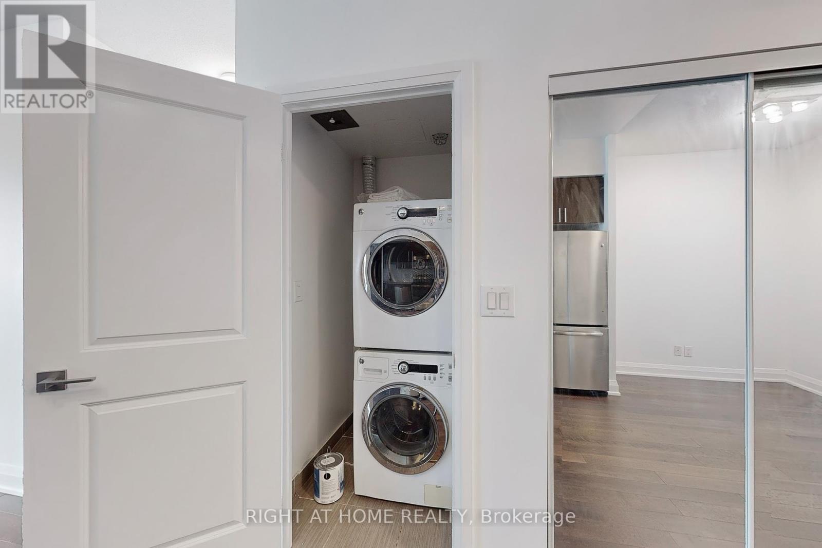 1127 - 7161 Yonge Street, Markham (Thornhill), Ontario  L3T 0C8 - Photo 24 - N12391426