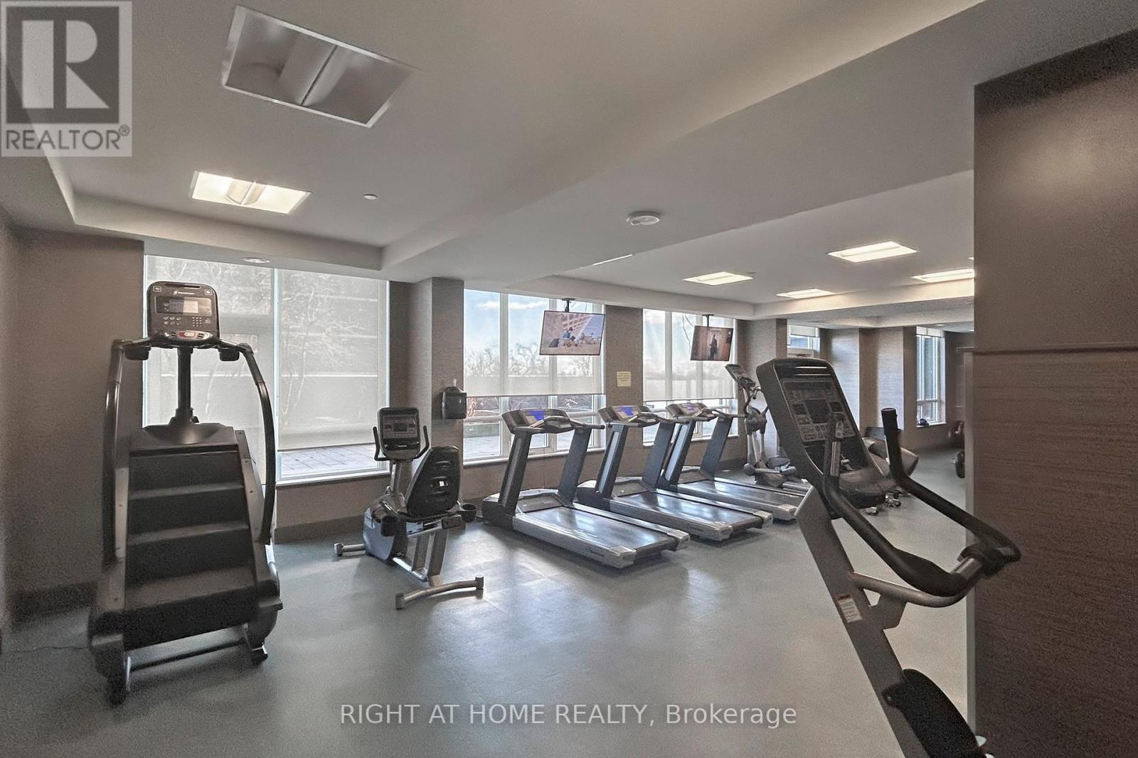 1127 - 7161 Yonge Street, Markham (Thornhill), Ontario  L3T 0C8 - Photo 32 - N12391426