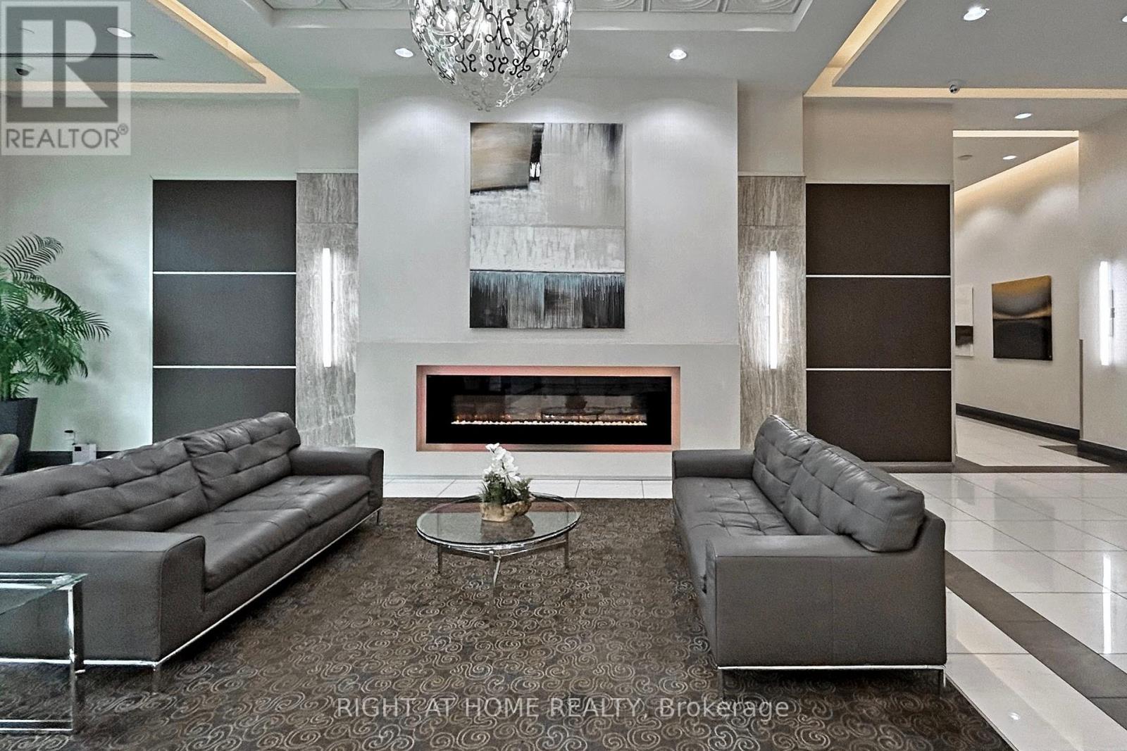 1127 - 7161 Yonge Street, Markham (Thornhill), Ontario  L3T 0C8 - Photo 44 - N12391426