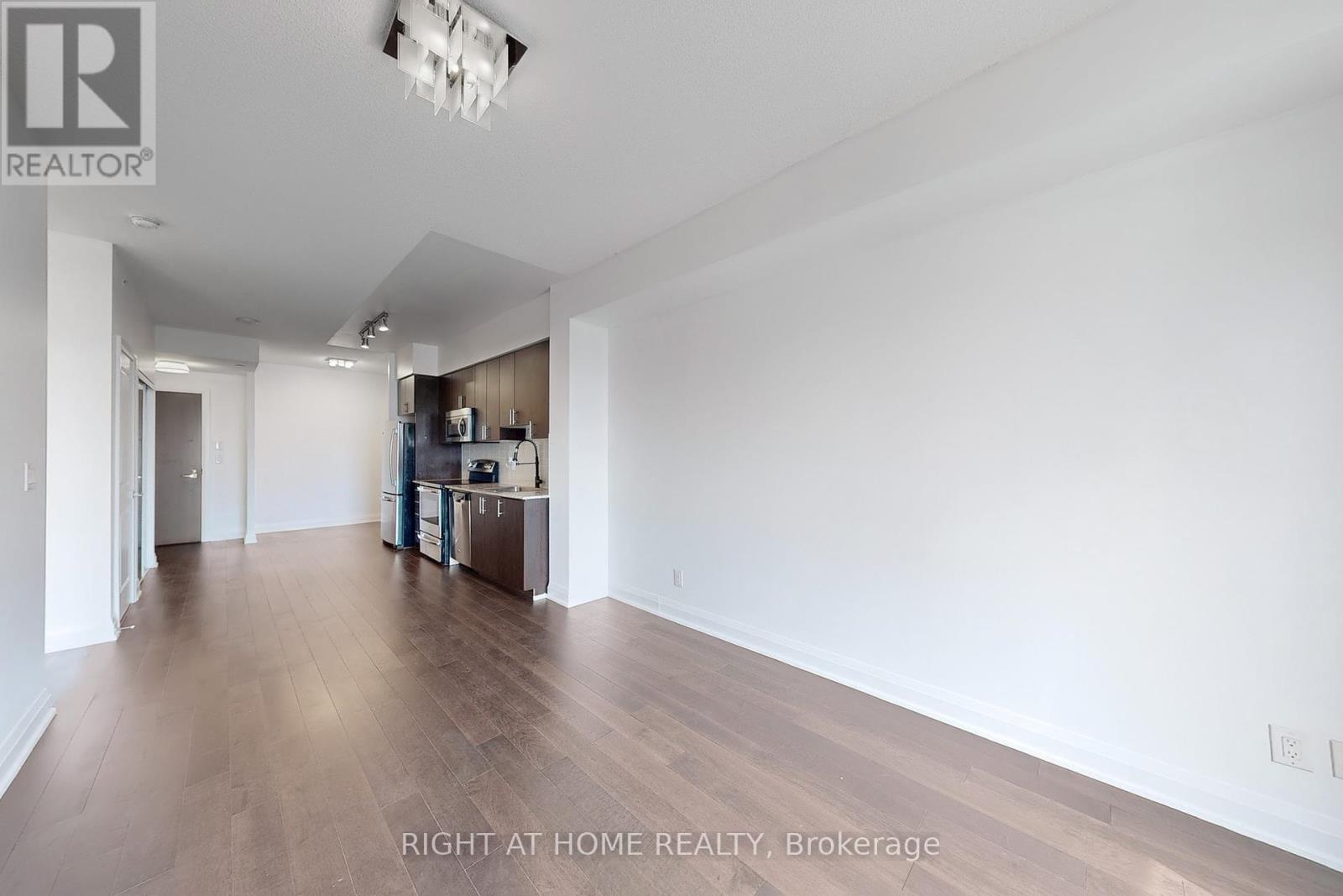 1127 - 7161 Yonge Street, Markham (Thornhill), Ontario  L3T 0C8 - Photo 9 - N12391426