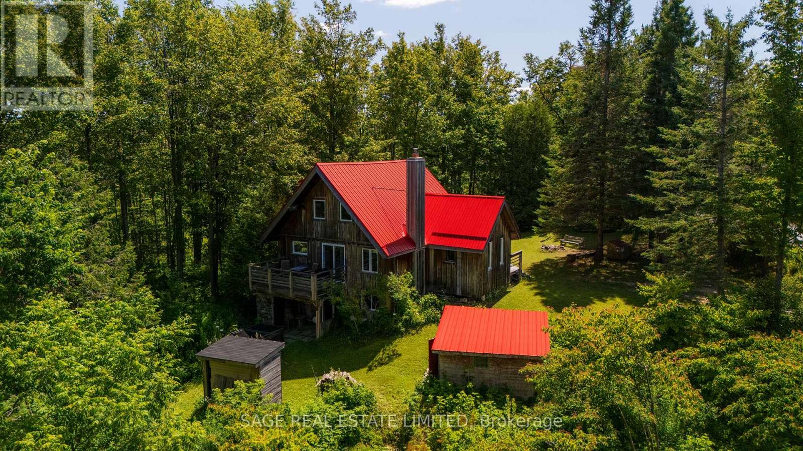 9324 Ewing Road, Clearview (Singhampton), Ontario  N0C 1M0 - Photo 1 - S12391328