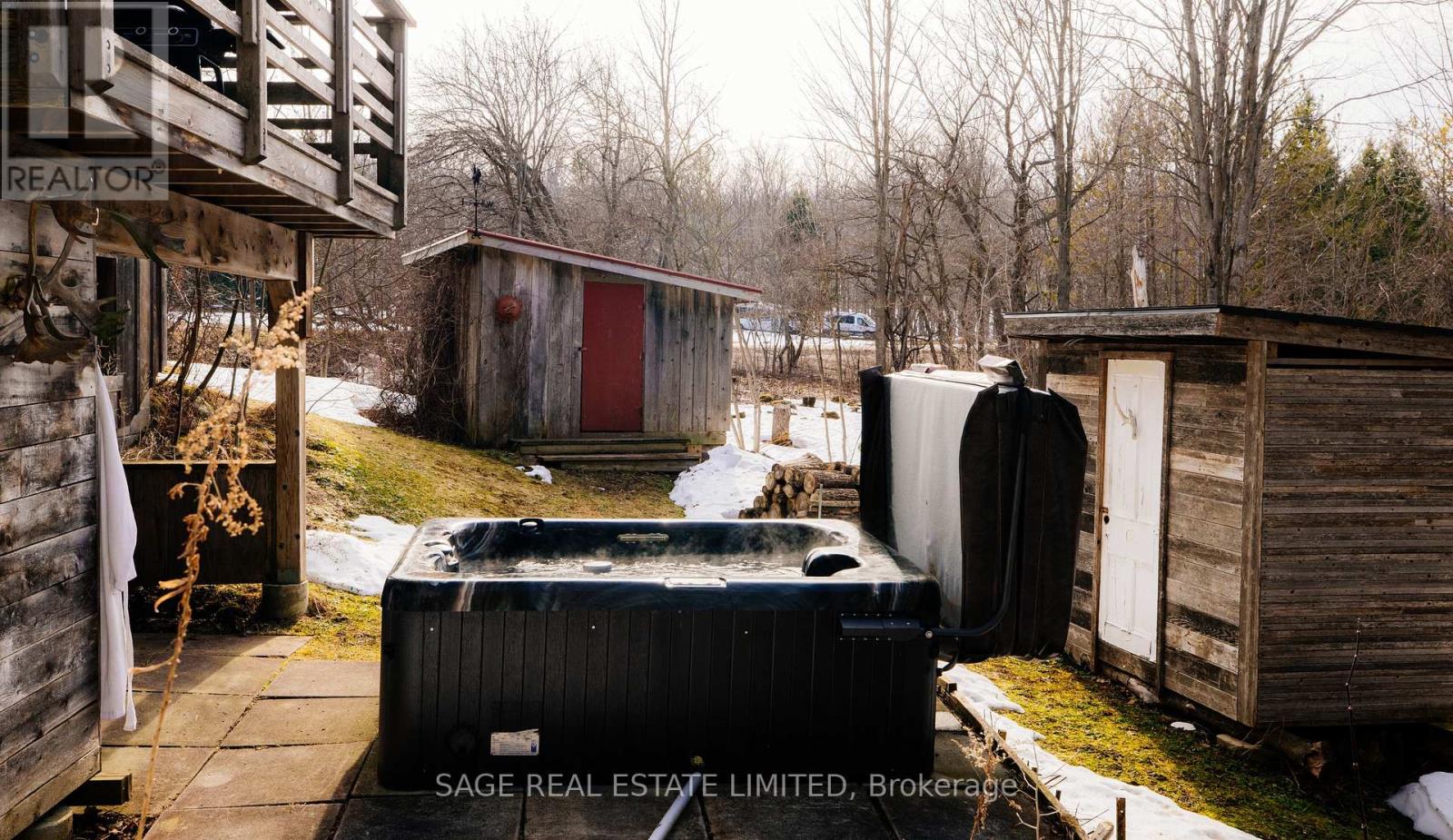 9324 Ewing Road, Clearview (Singhampton), Ontario  N0C 1M0 - Photo 38 - S12391328