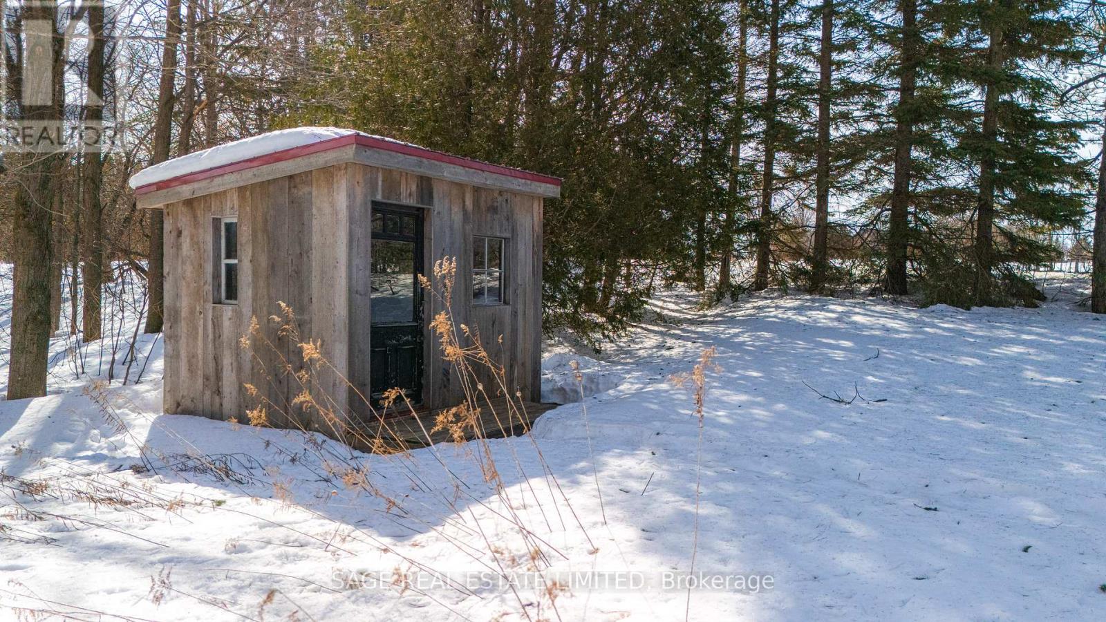 9324 Ewing Road, Clearview (Singhampton), Ontario  N0C 1M0 - Photo 47 - S12391328