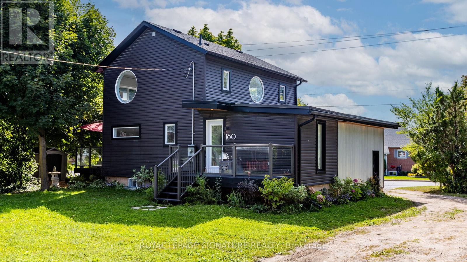 160 DUCKWORTH STREET, Barrie, Ontario
