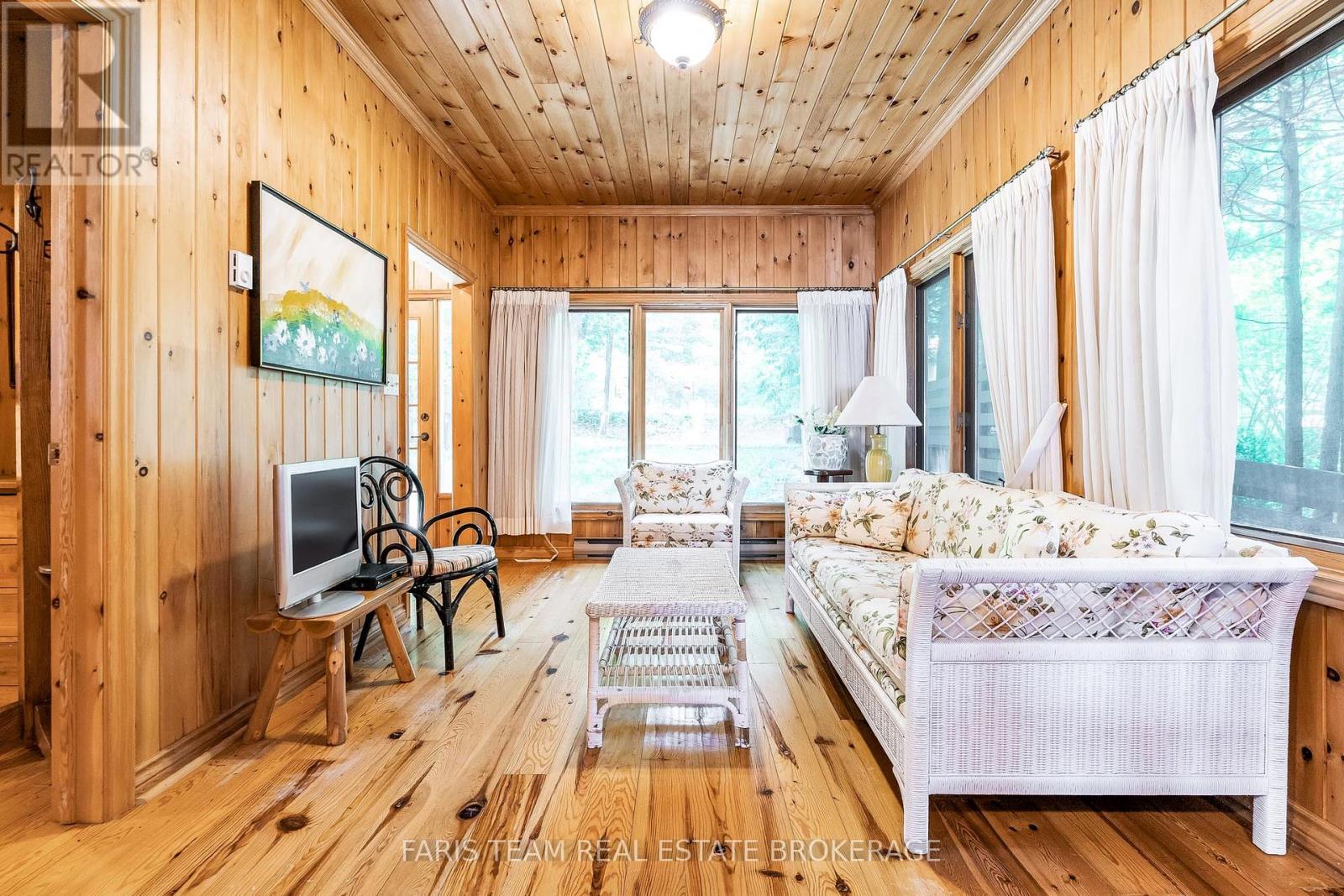 80 East Beach Road, Tiny, Ontario L9M 0M6 - Photo 19 - S12391440