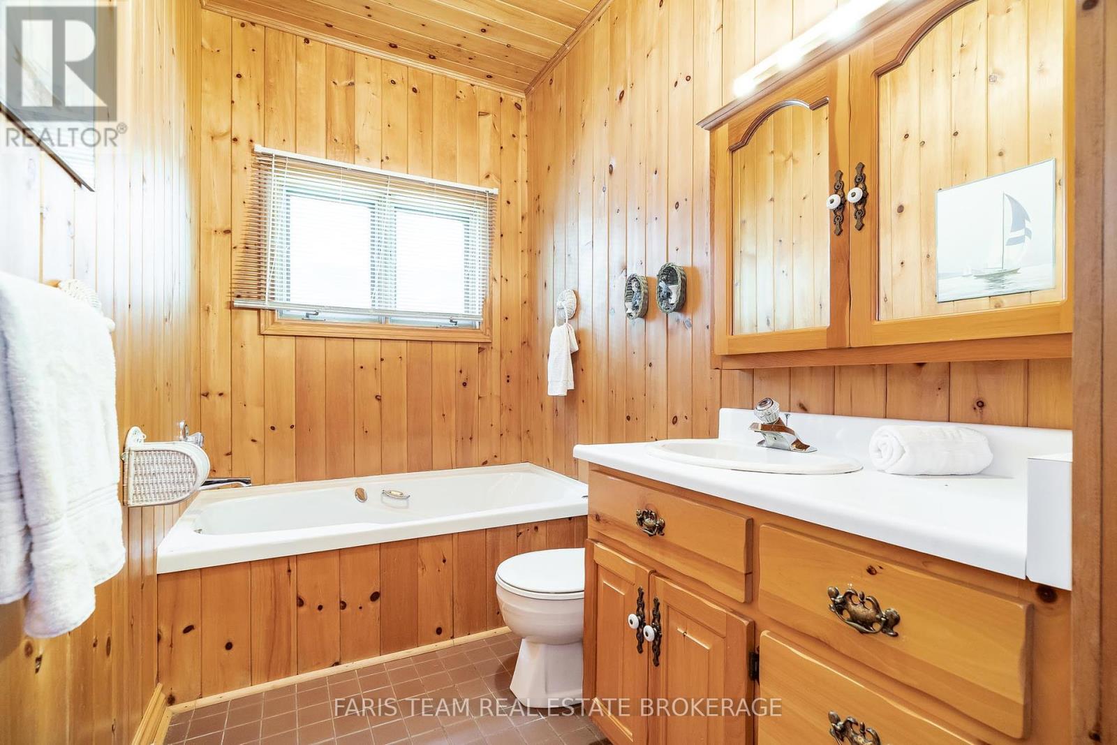 80 East Beach Road, Tiny, Ontario L9M 0M6 - Photo 27 - S12391440