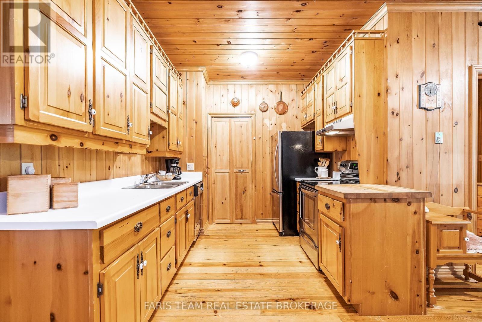 80 East Beach Road, Tiny, Ontario L9M 0M6 - Photo 5 - S12391440