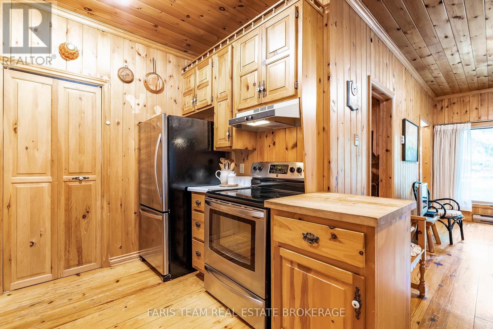 80 East Beach Road, Tiny, Ontario L9M 0M6 - Photo 7 - S12391440